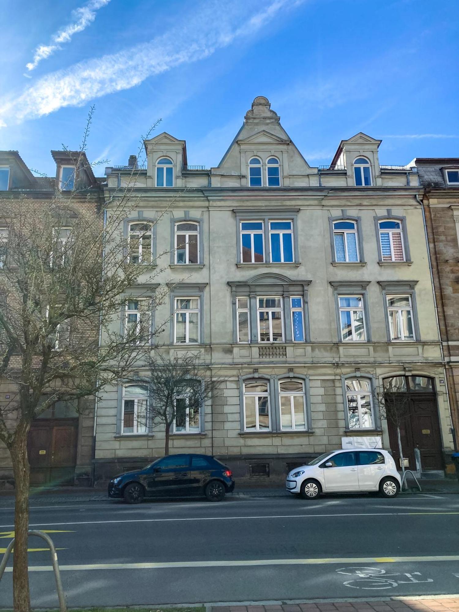 Stadtwohnung, Zentrale Lage, Stilvoll Vollmoebliert